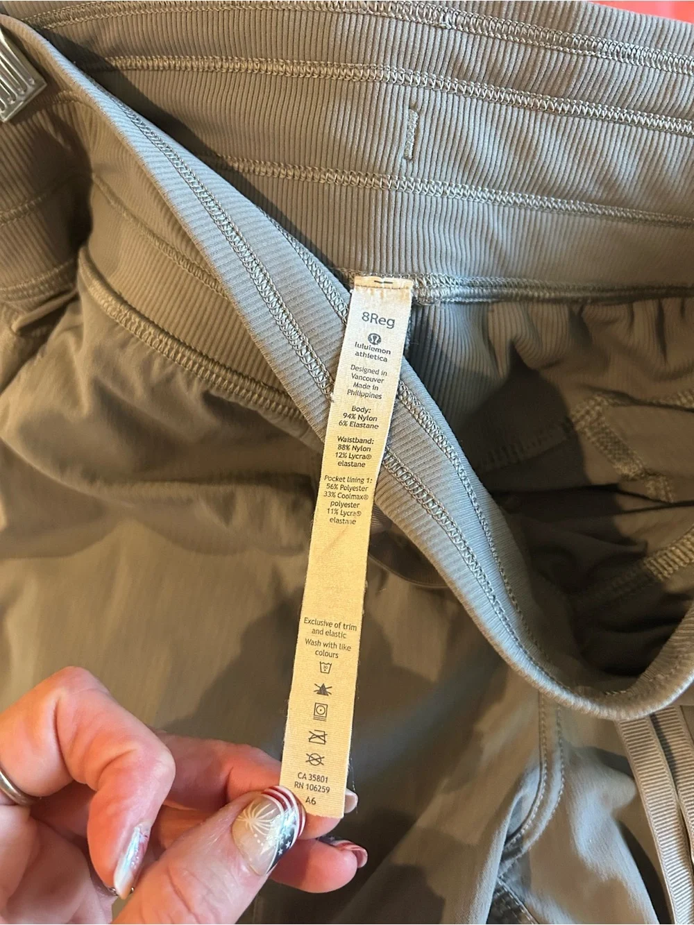 Lululemon Sz 8 regular, Dance Studio pants, EUC - Picture 4 of 7